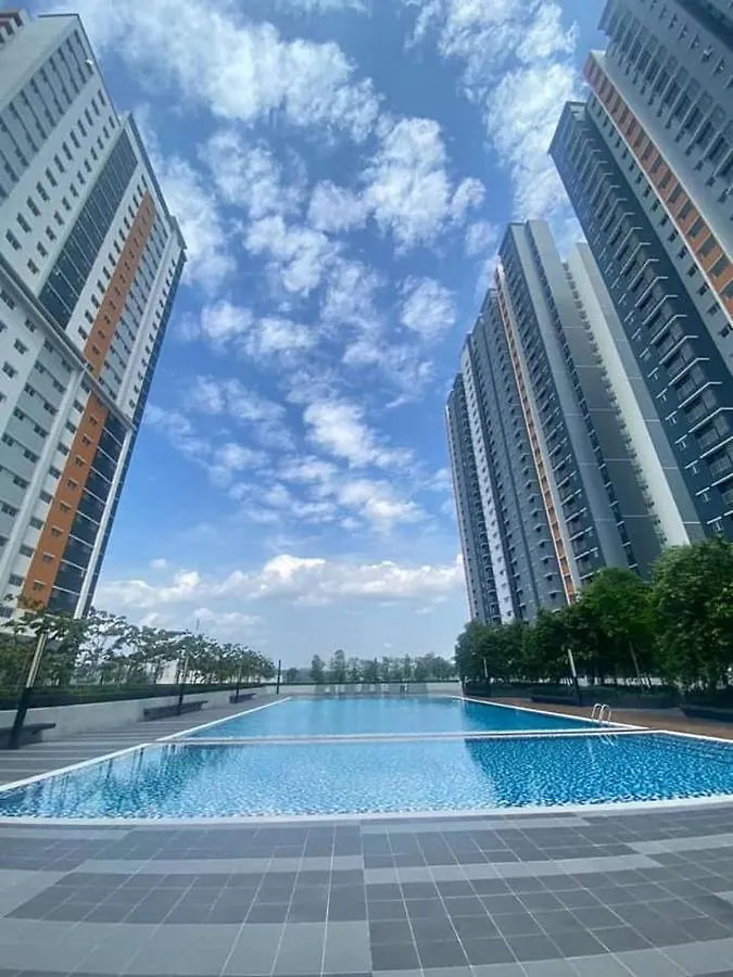 Alanis D'Semporna Homestay Sepang Apartment