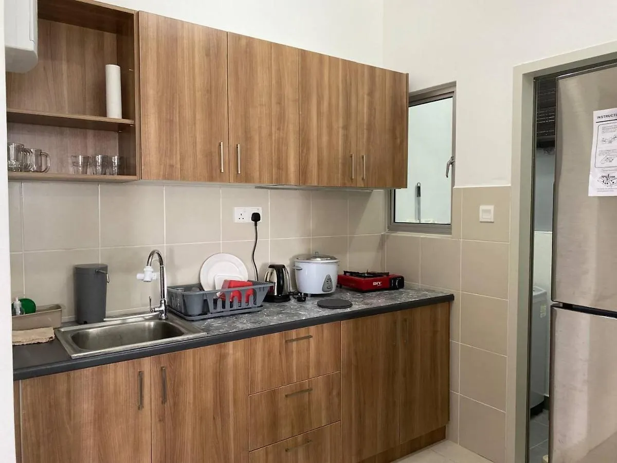 Alanis D'Semporna Homestay Sepang Apartment